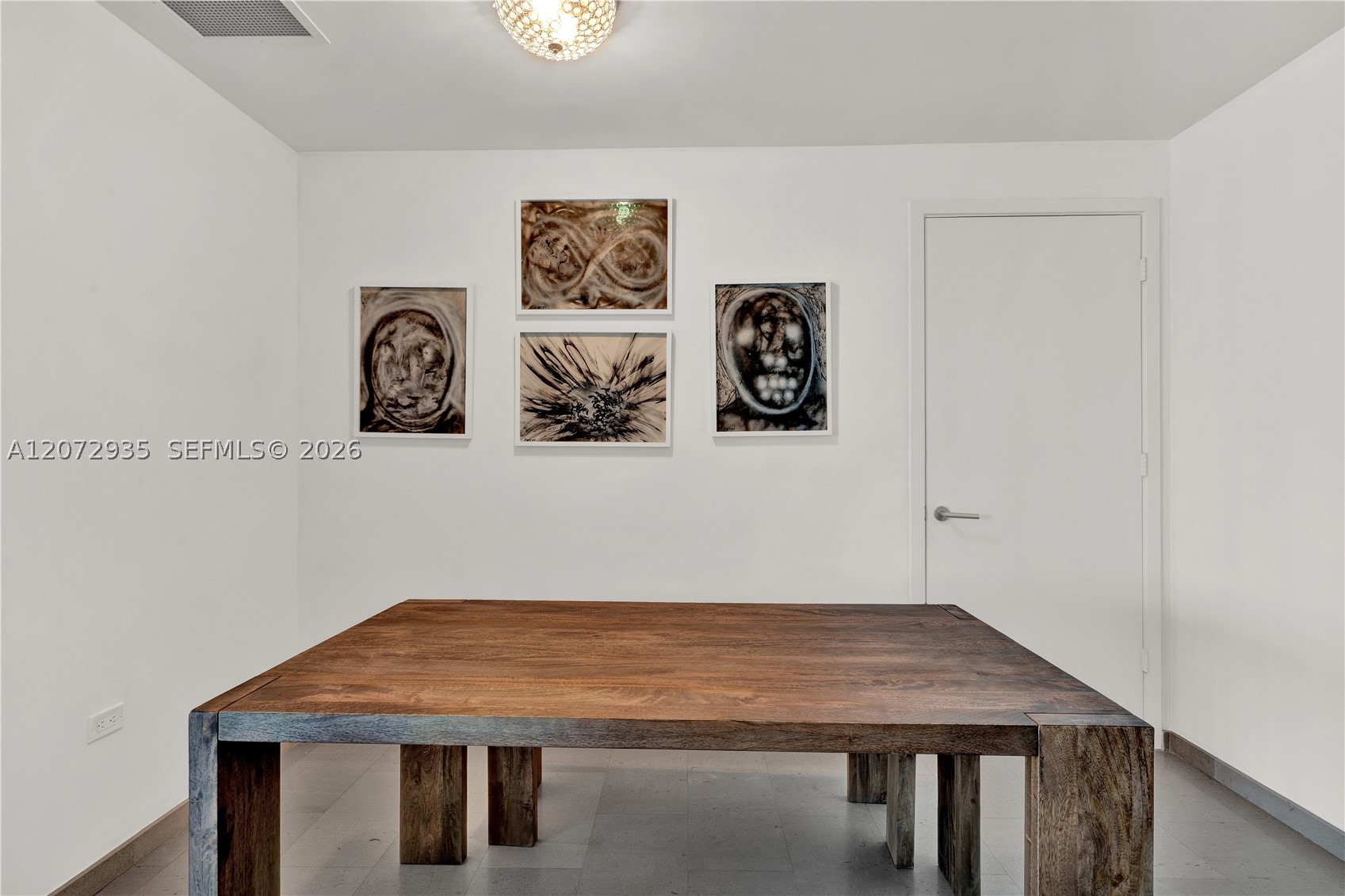 68 SE 6th St #1207 Miami, FL 33131