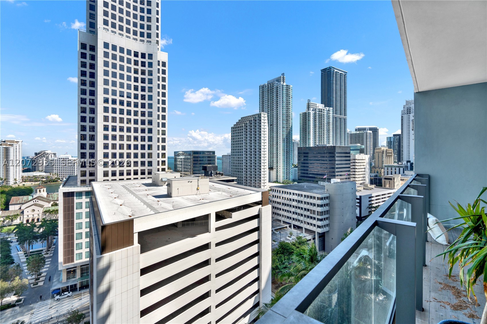 68 SE 6th St #1207 Miami, FL 33131