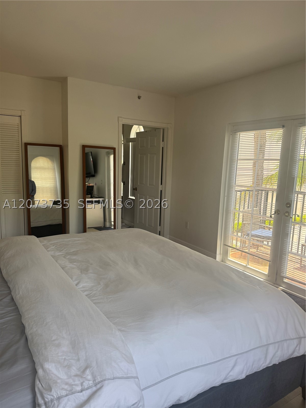 323 Navarre Ave #301 Coral Gables, FL 33134