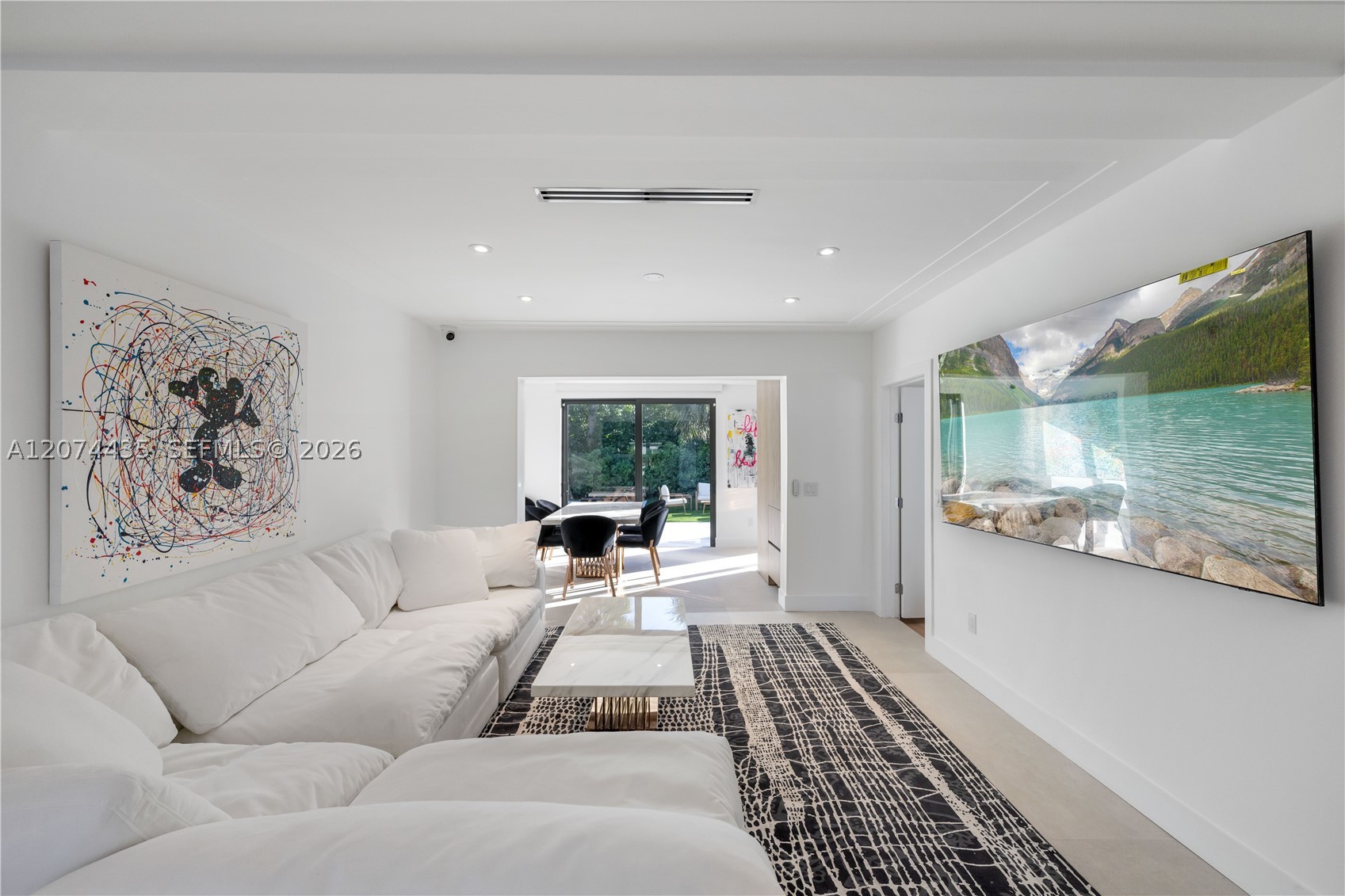 900 W 47th Ct Miami Beach, FL 33140