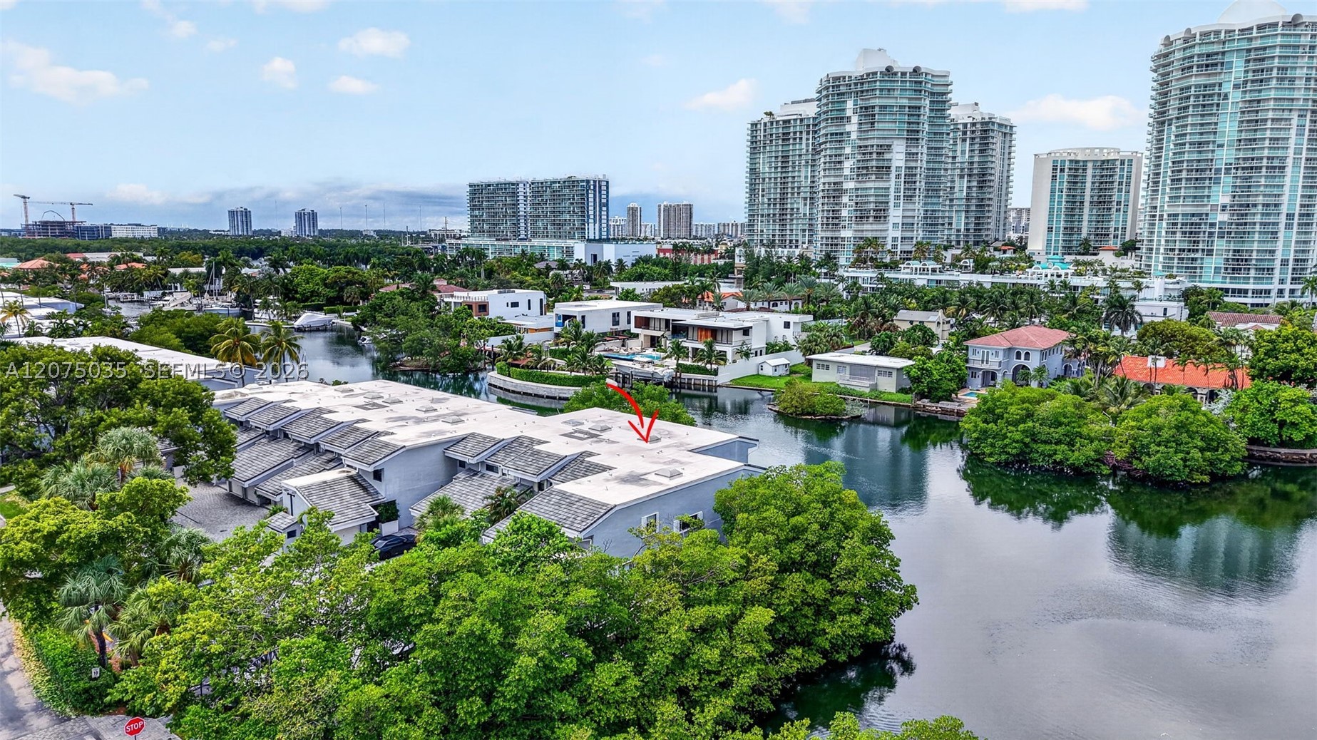 203 Poinciana Dr #103 Sunny Isles Beach, FL 33160