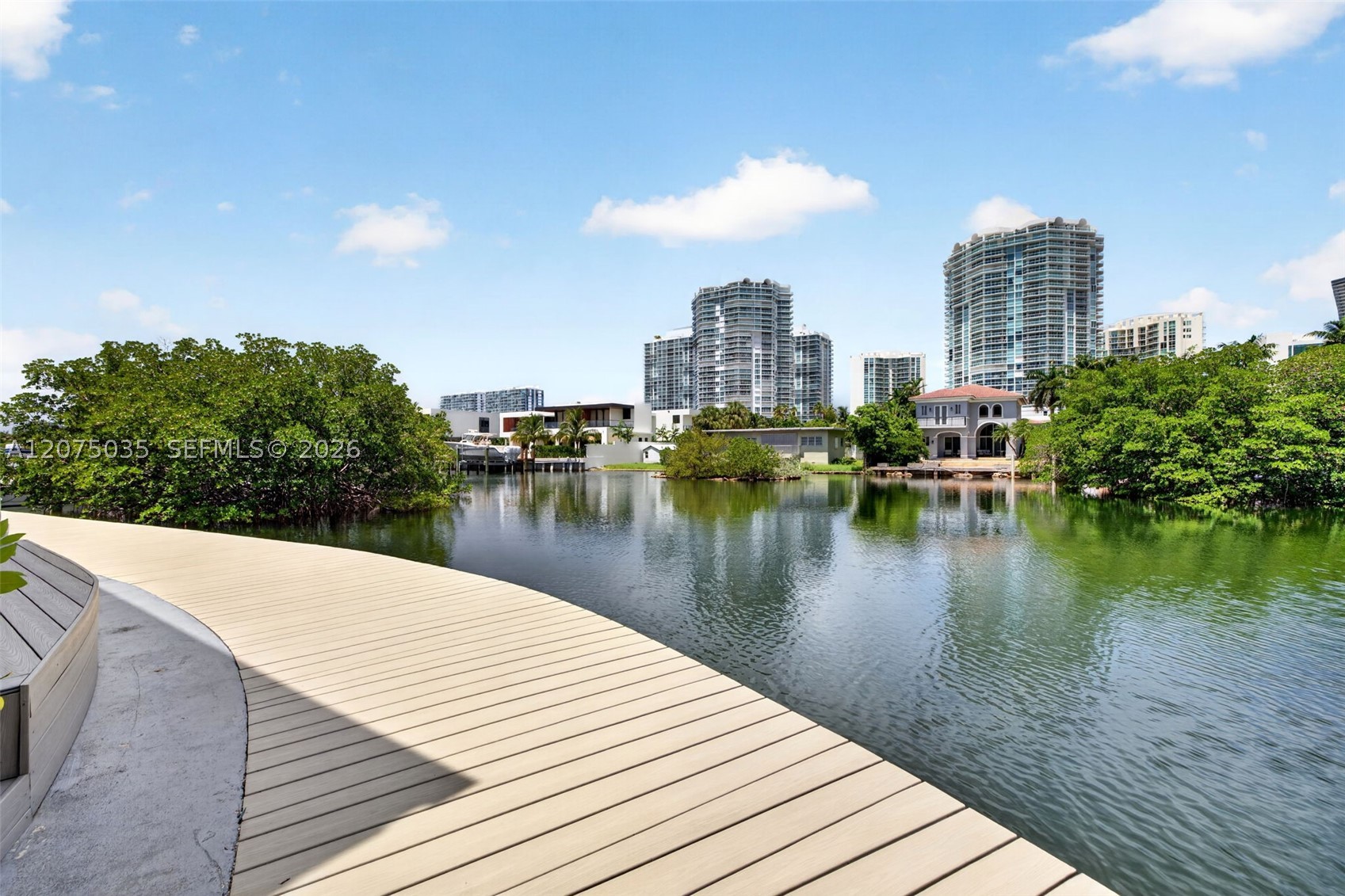 203 Poinciana Dr #103 Sunny Isles Beach, FL 33160
