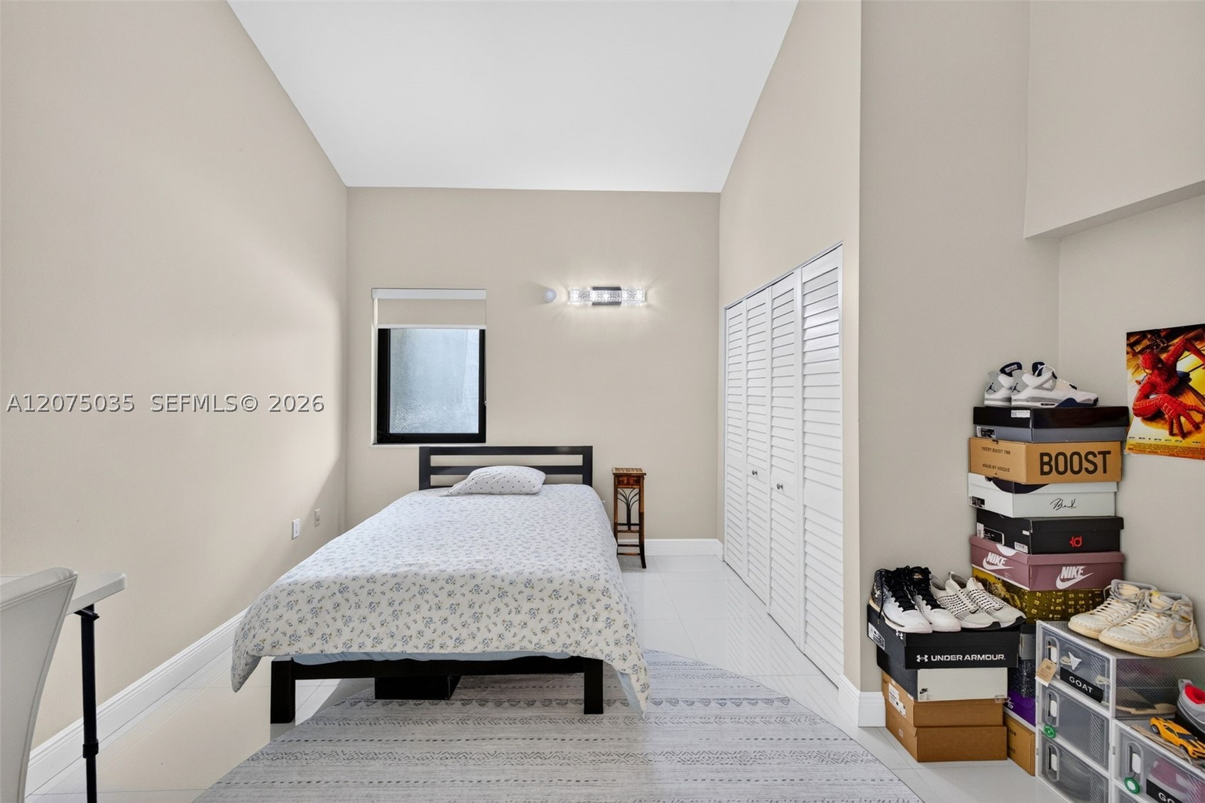 203 Poinciana Dr #103 Sunny Isles Beach, FL 33160