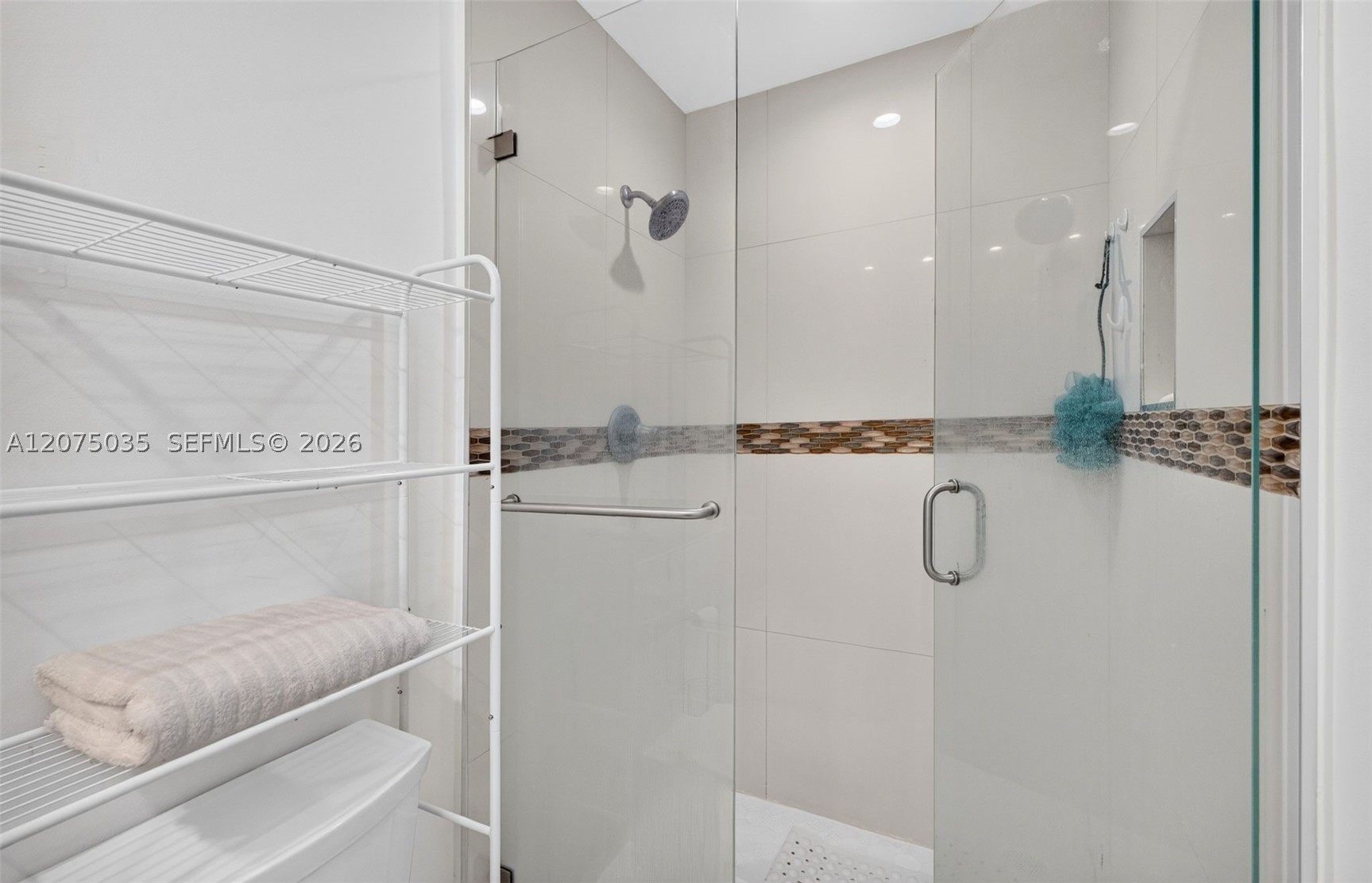 203 Poinciana Dr #103 Sunny Isles Beach, FL 33160