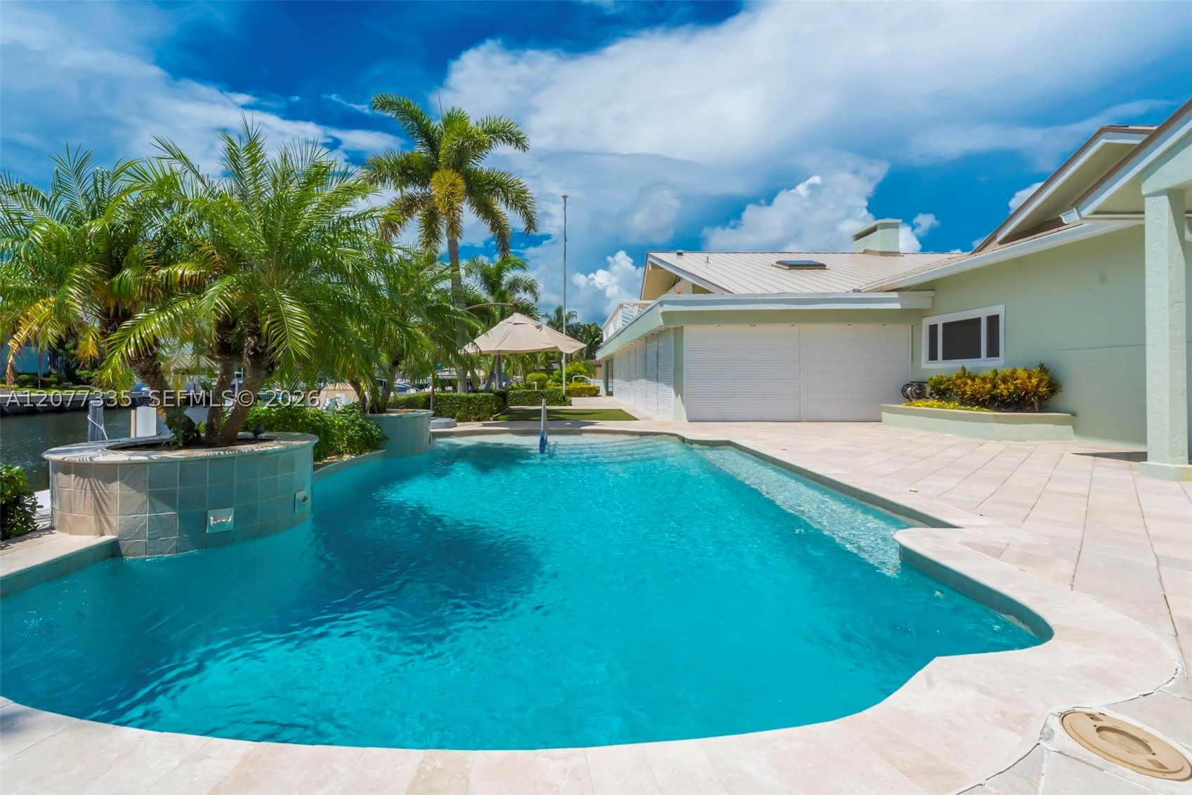 2820 NE 44th St Lighthouse Point, FL 33064