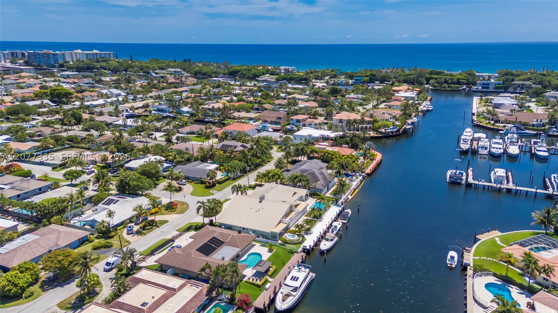 2820 NE 44th St Lighthouse Point, FL 33064