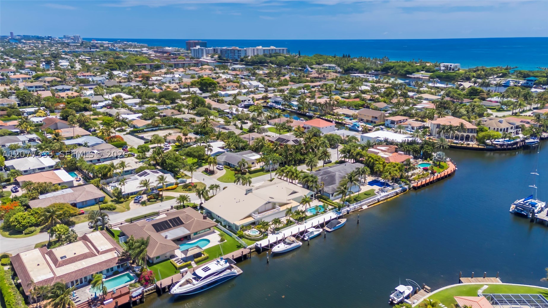 2820 NE 44th St Lighthouse Point, FL 33064