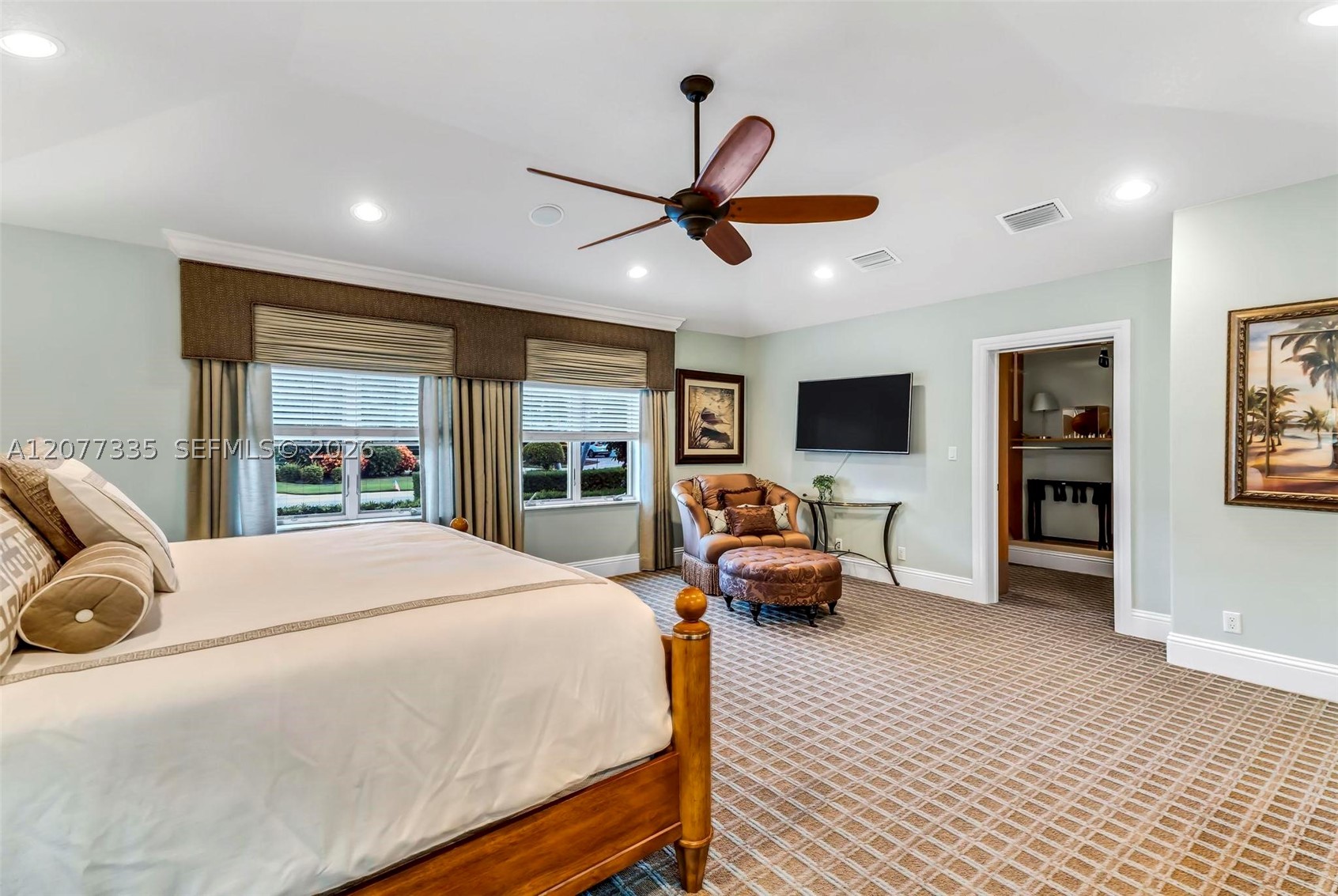 2820 NE 44th St Lighthouse Point, FL 33064