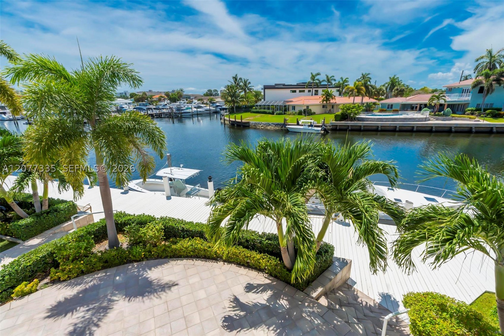 2820 NE 44th St Lighthouse Point, FL 33064