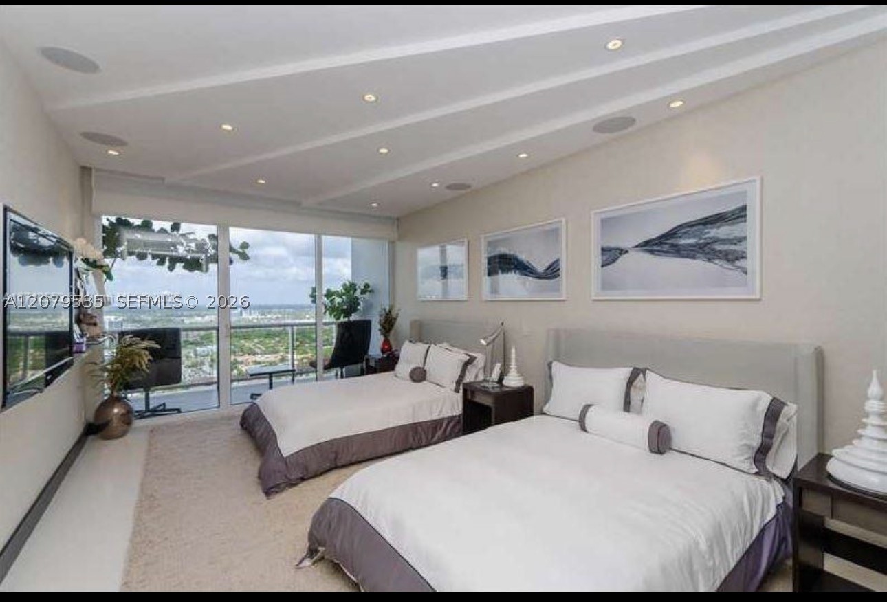 image One Island Place II19