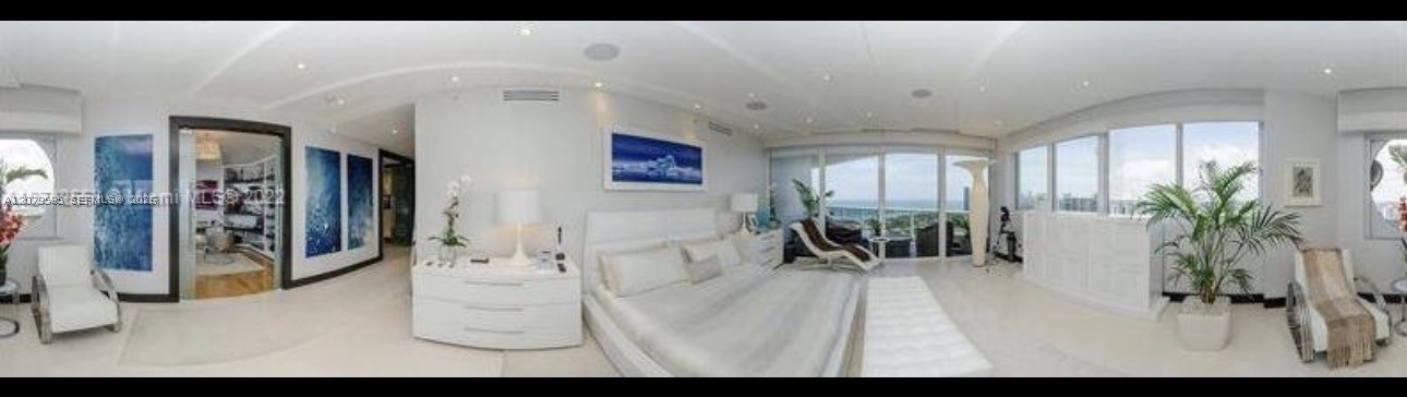 image One Island Place II24