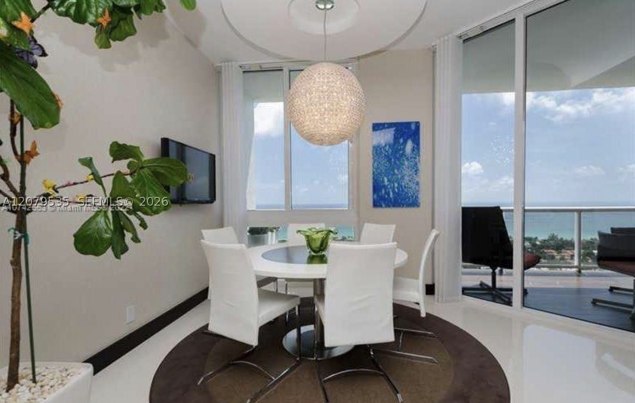 image One Island Place II6