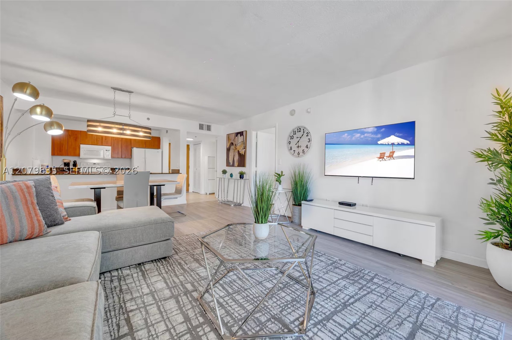1200 Brickell Bay Dr #2904