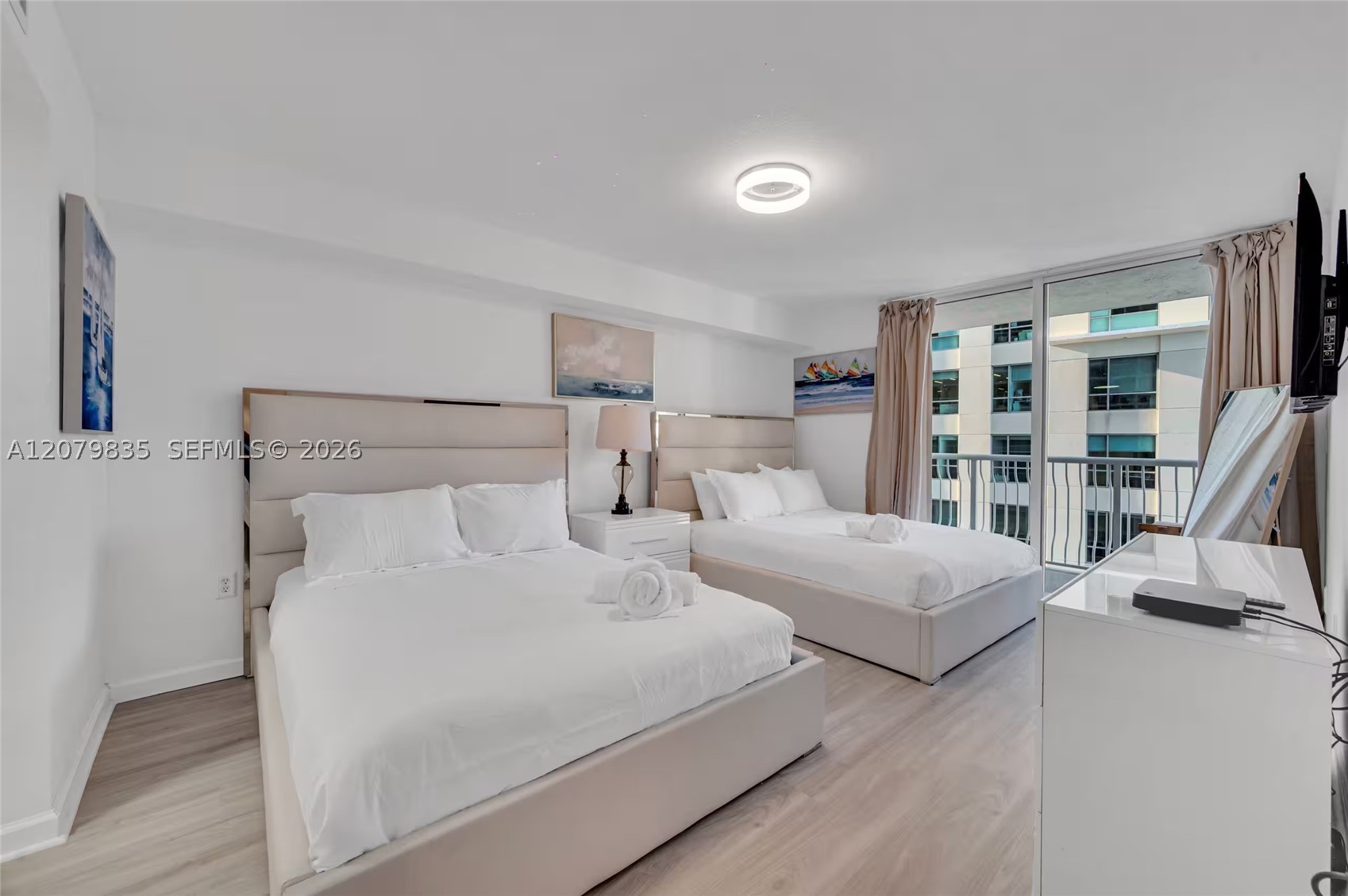image The Club at Brickell Bay11