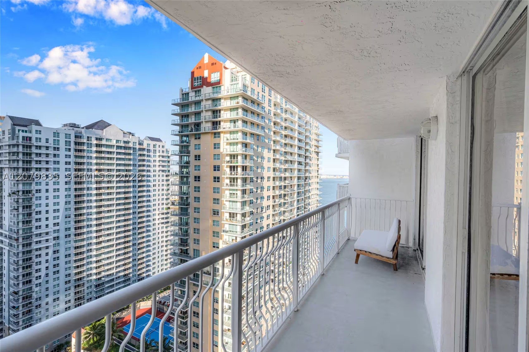 image The Club at Brickell Bay20