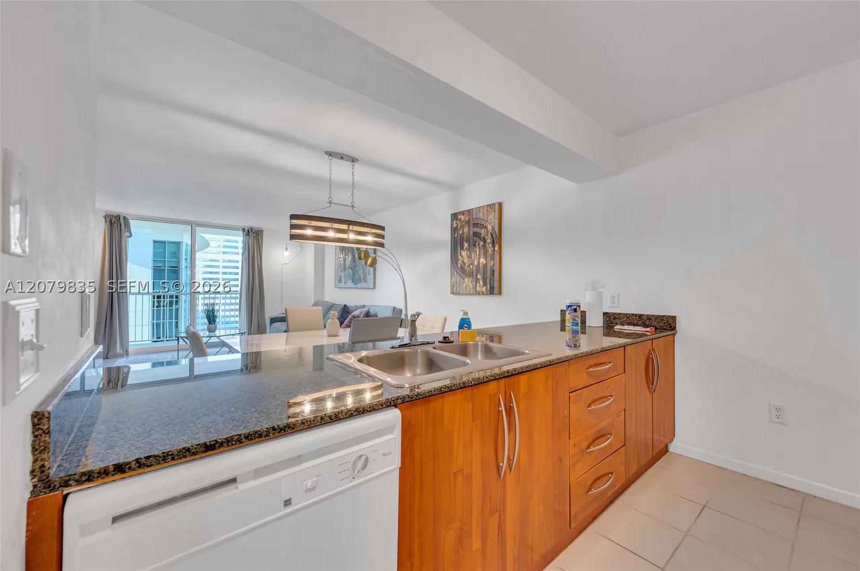 image The Club at Brickell Bay8