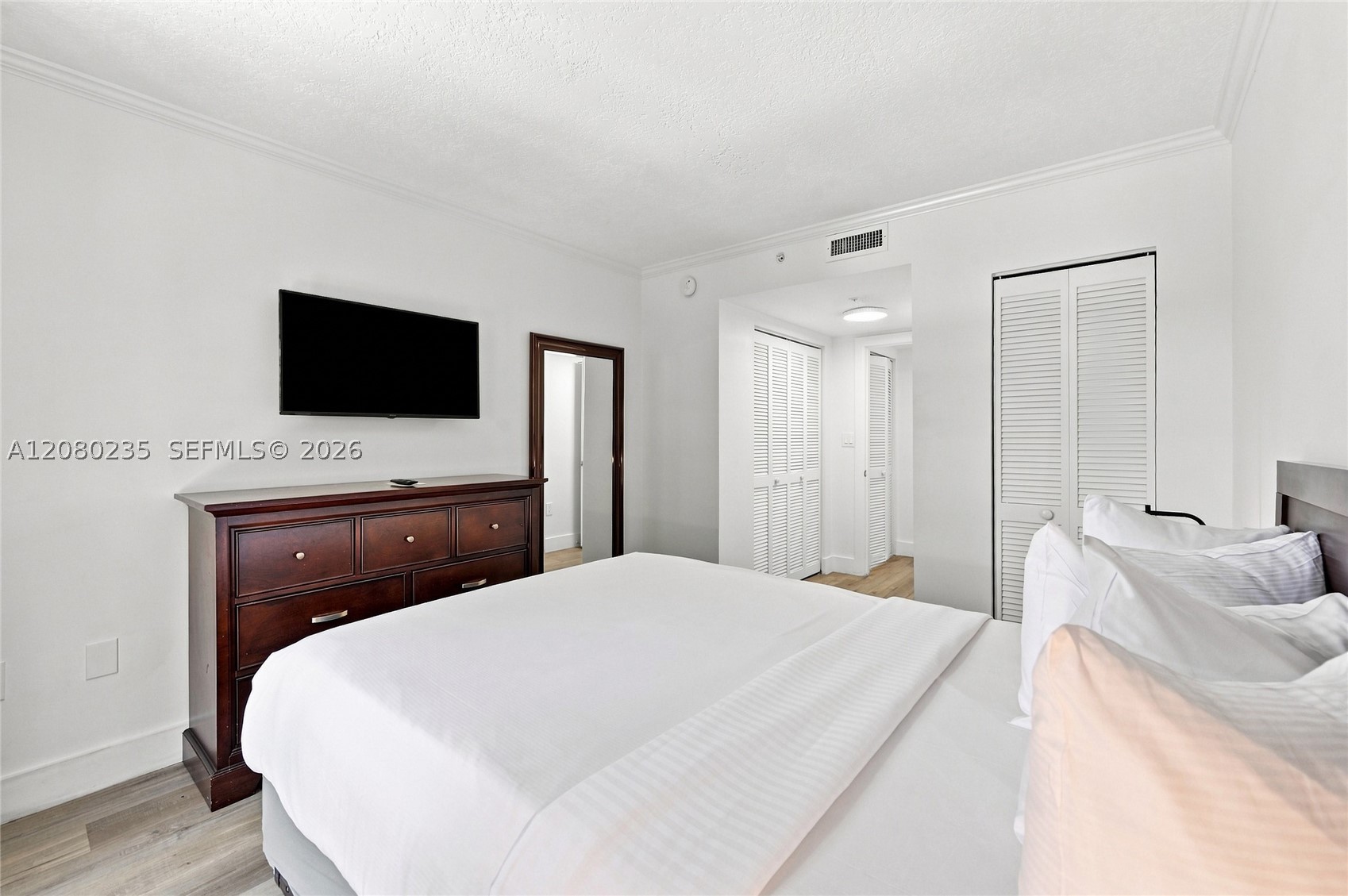 2951 S Bayshore Dr #305 Miami, FL 33133