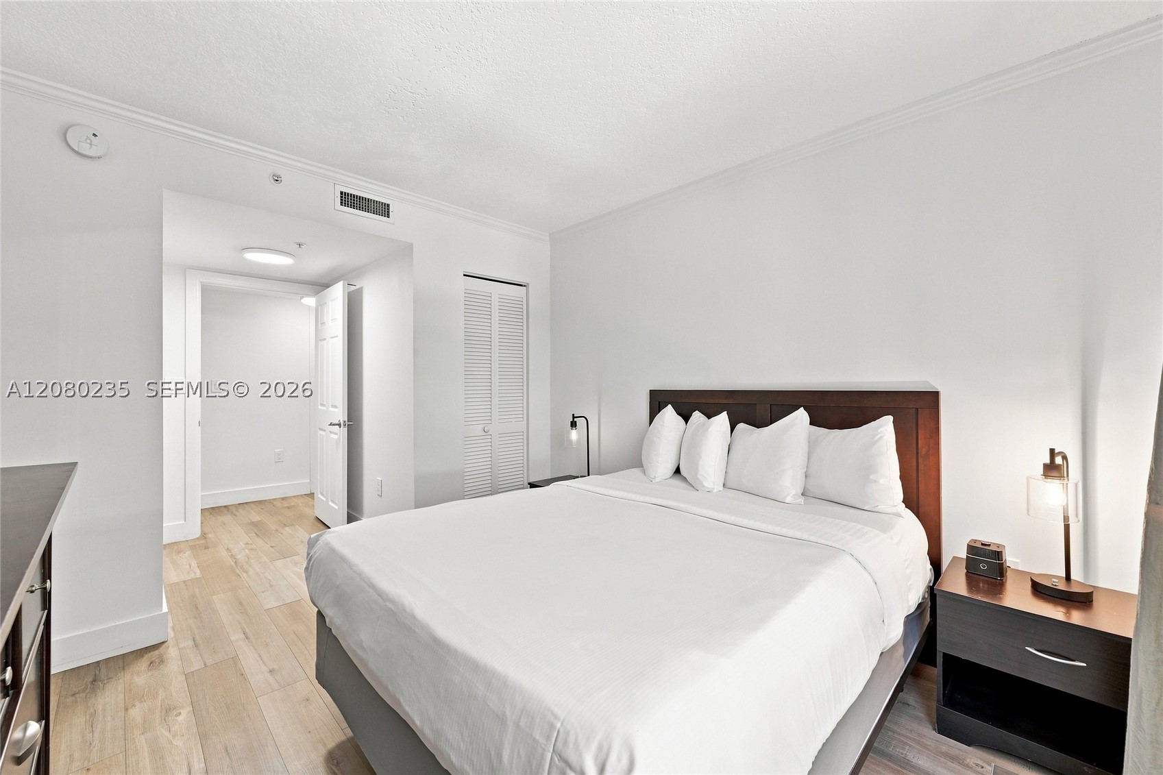 2951 S Bayshore Dr #305 Miami, FL 33133