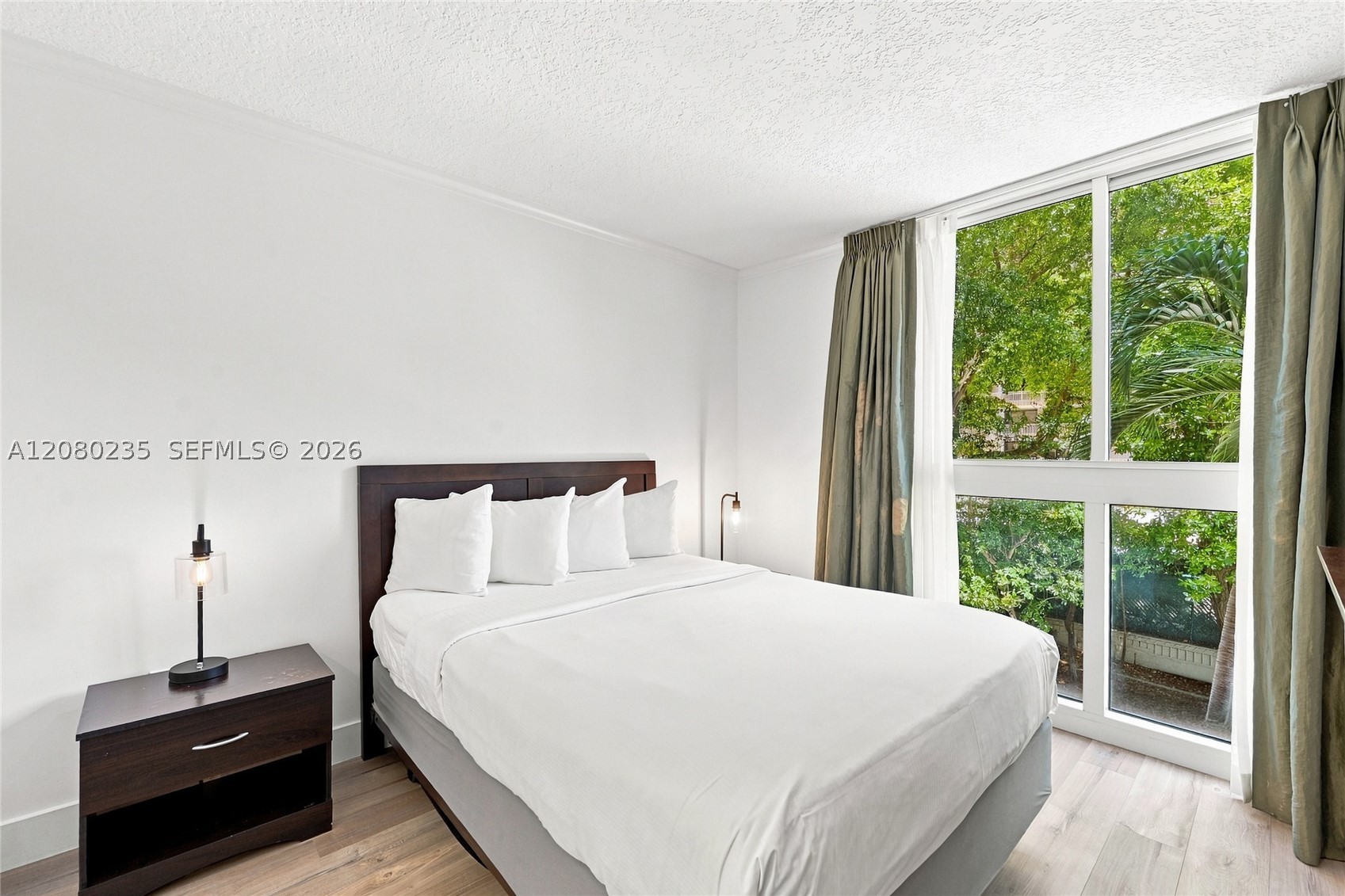 2951 S Bayshore Dr #305 Miami, FL 33133