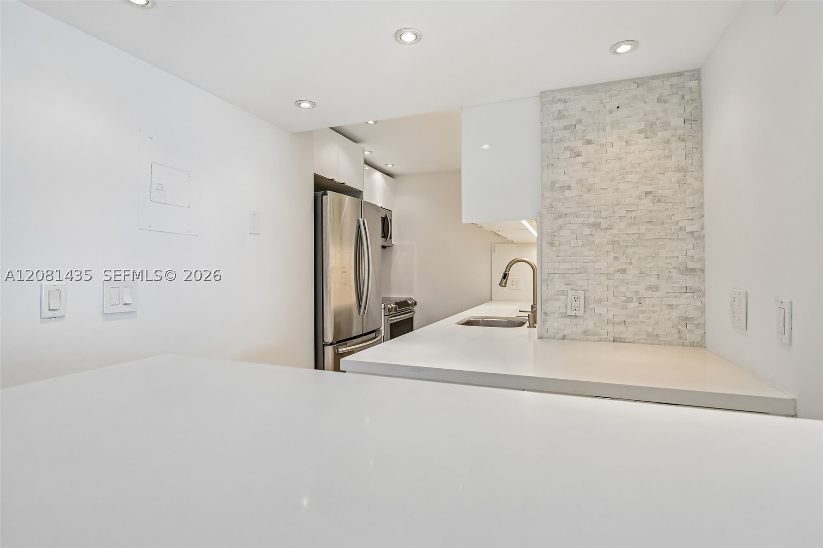 image Brickell Harbour18