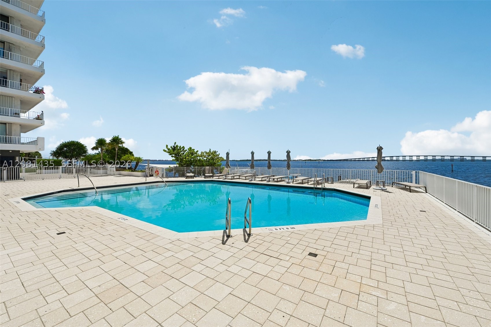 image Brickell Harbour36
