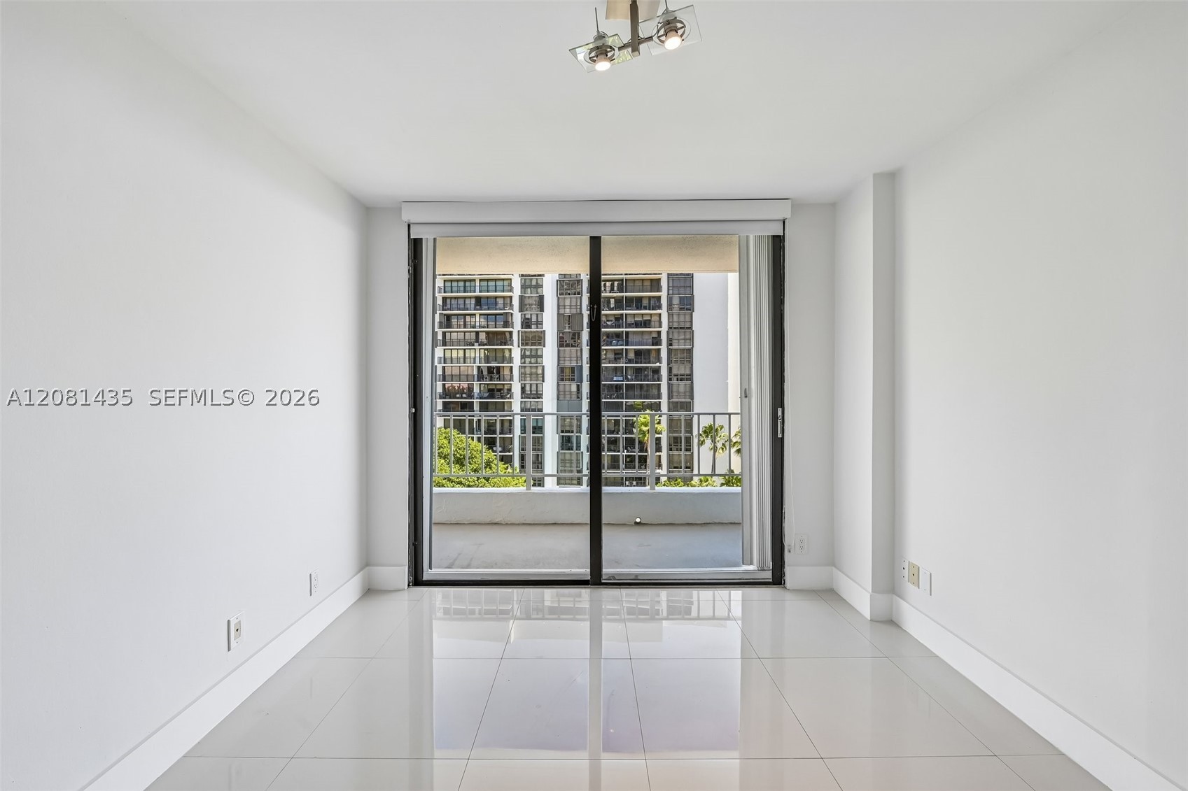 image Brickell Harbour7