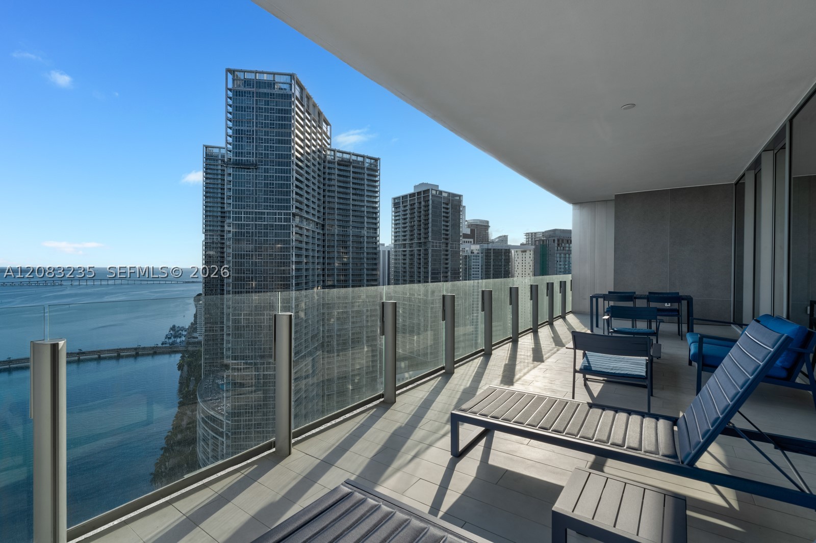 image Aston Martin Residences19