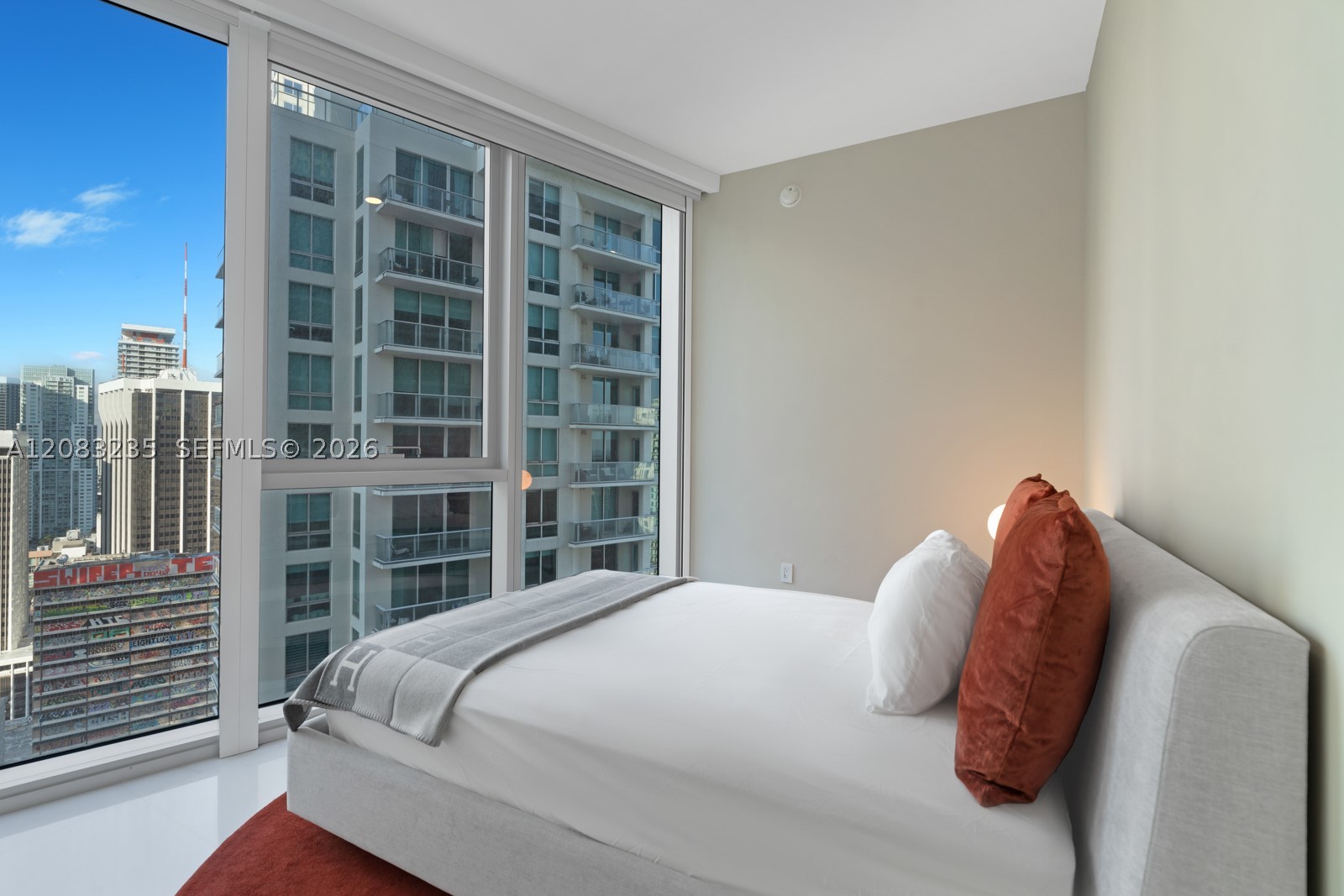 image Aston Martin Residences27
