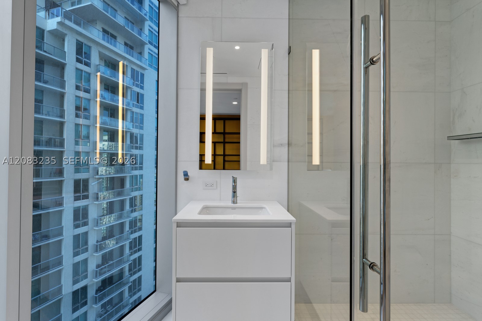 image Aston Martin Residences32