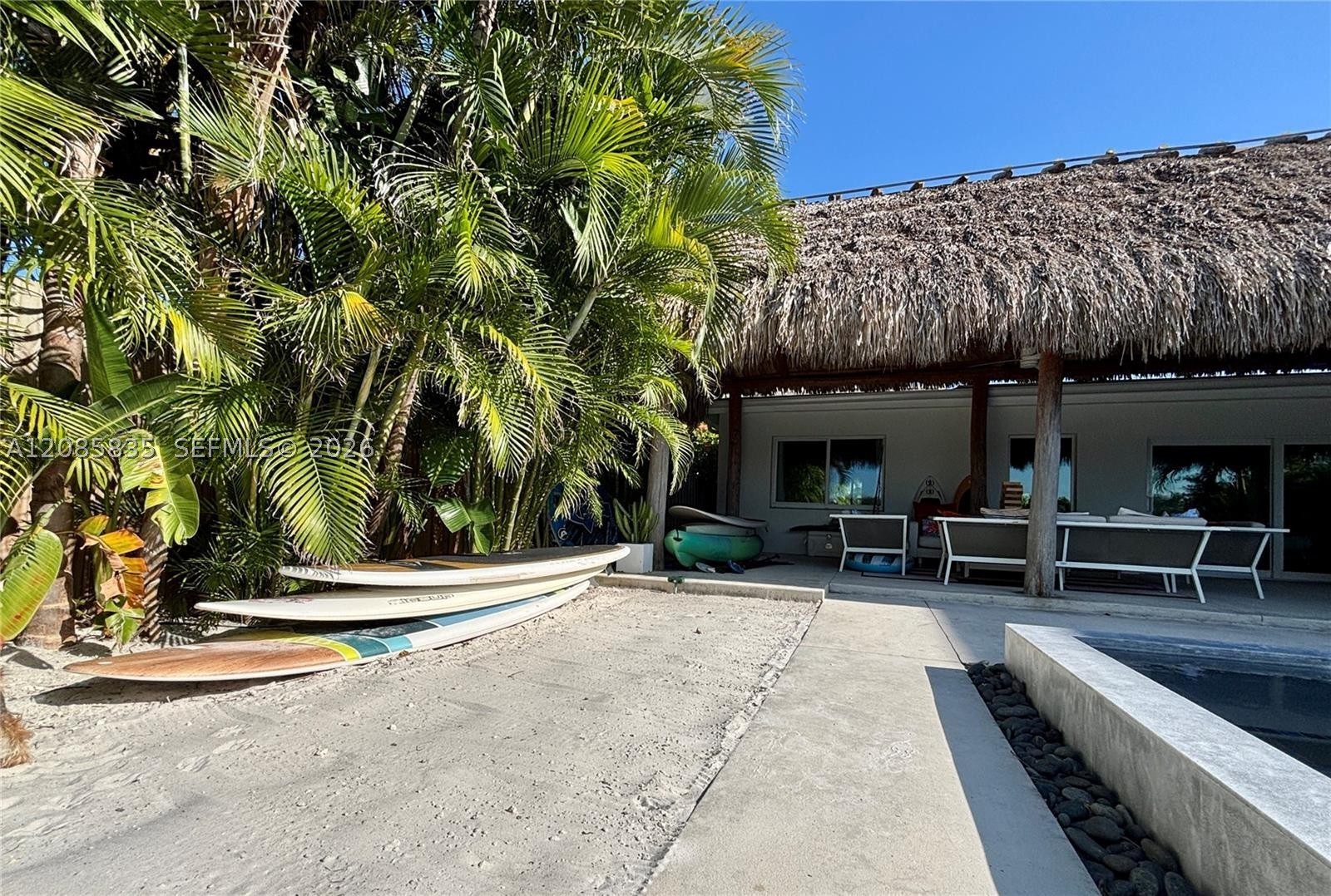 661 86th St Miami Beach, FL 33141
