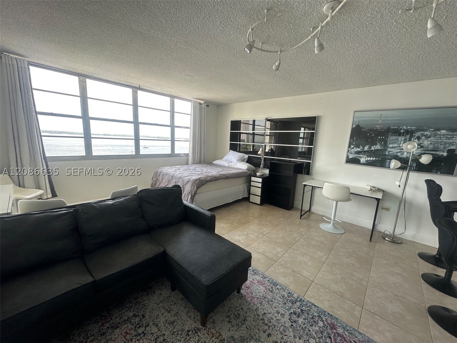 905 Brickell Bay Dr #1029