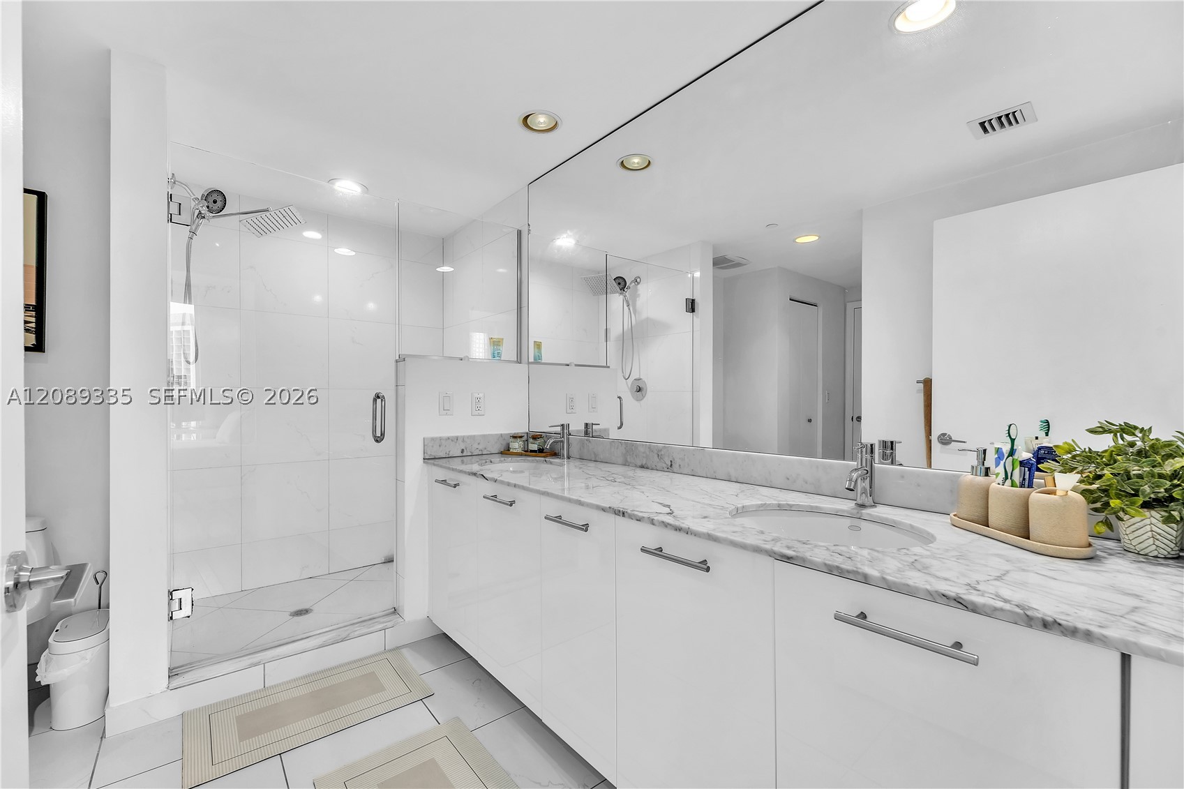 image 500 Brickell East21