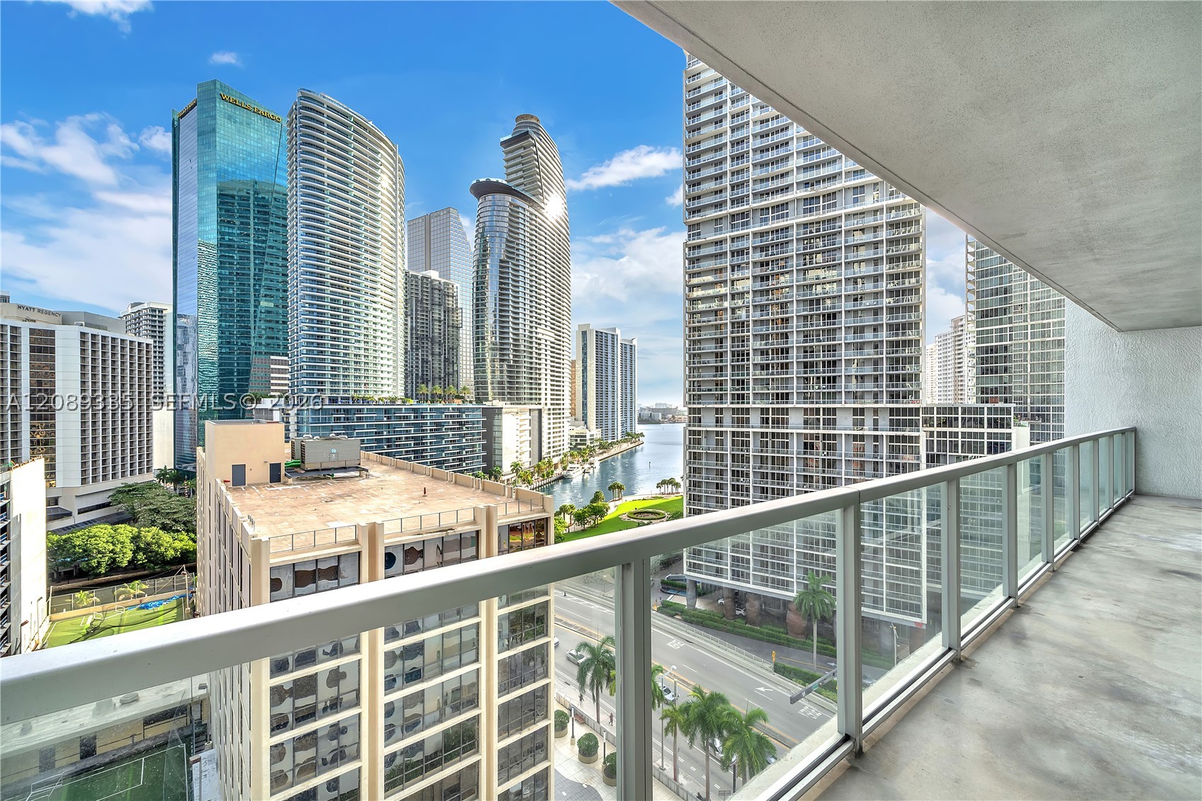 image 500 Brickell East28