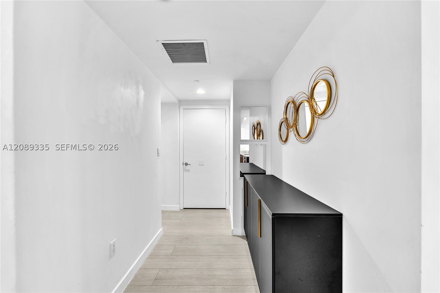 image 500 Brickell East3