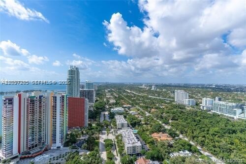 image Echo Brickell1