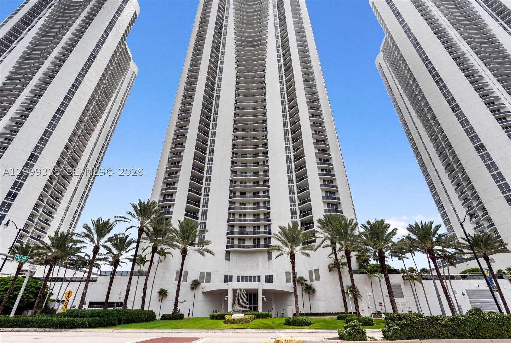 15901 Collins Ave #3002