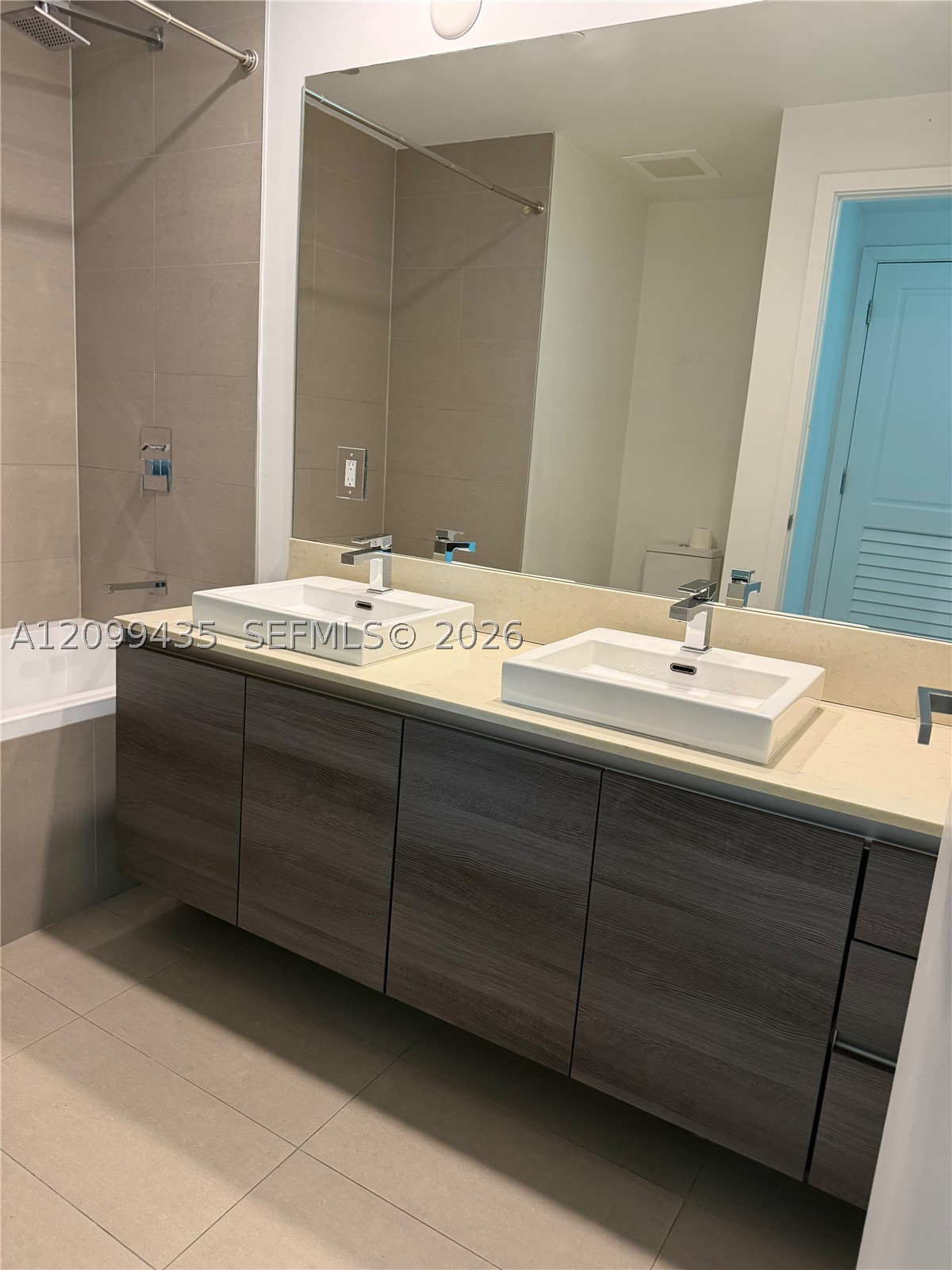 image The Bond on Brickell16