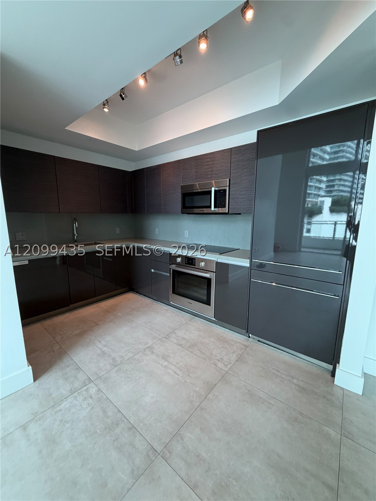 image The Bond on Brickell8