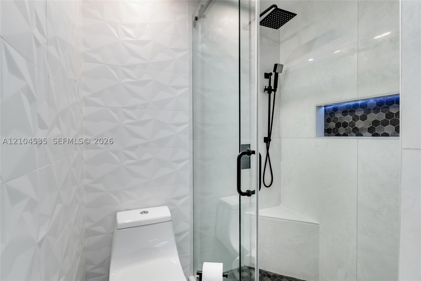 21244 Harbor Way #211-21 Aventura, FL 33180