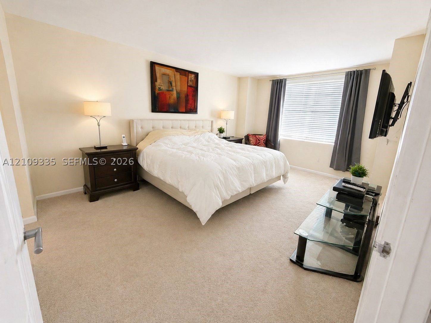2333 Brickell Ave #2614 Miami, FL 33129