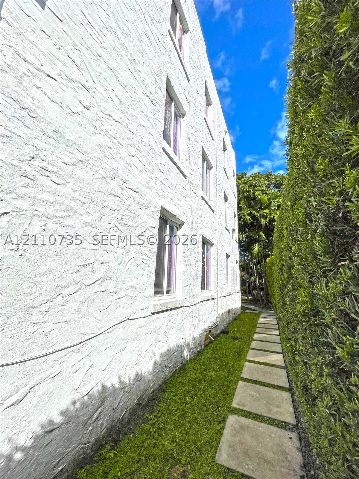333 SW 30th Rd Miami, FL 33129