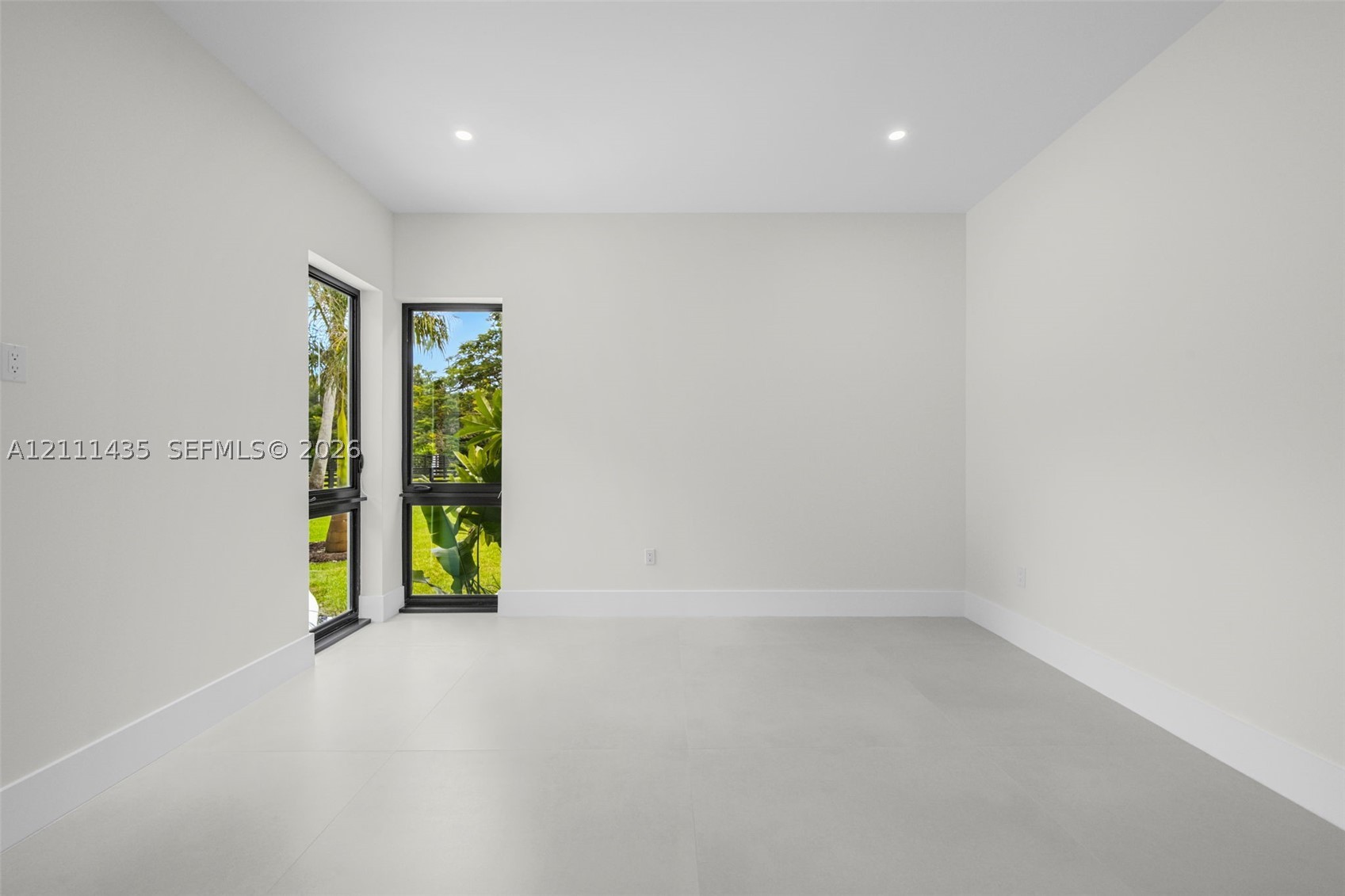 9530 SW 95th Ct Miami, FL 33176