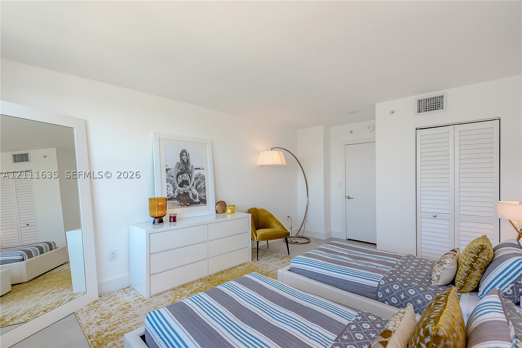 90 Alton Rd #2410 Miami Beach, FL 33139
