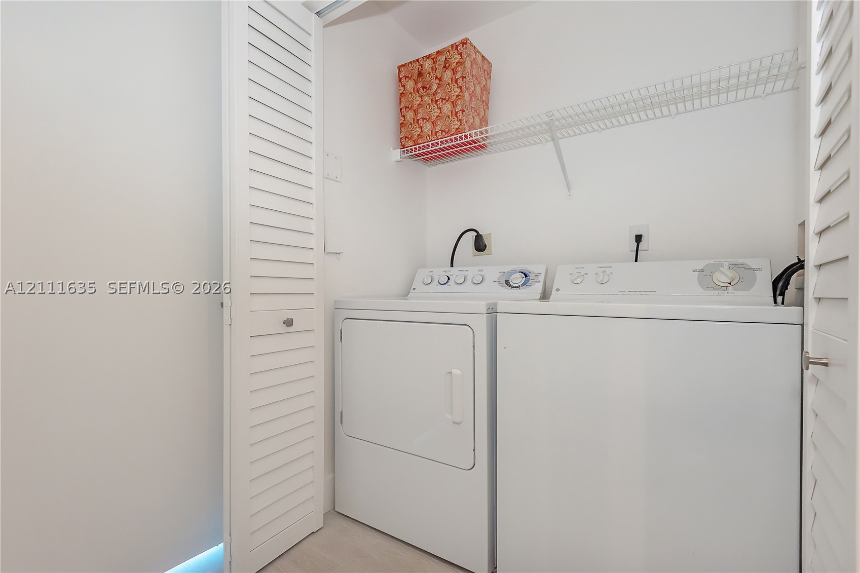 90 Alton Rd #2410 Miami Beach, FL 33139