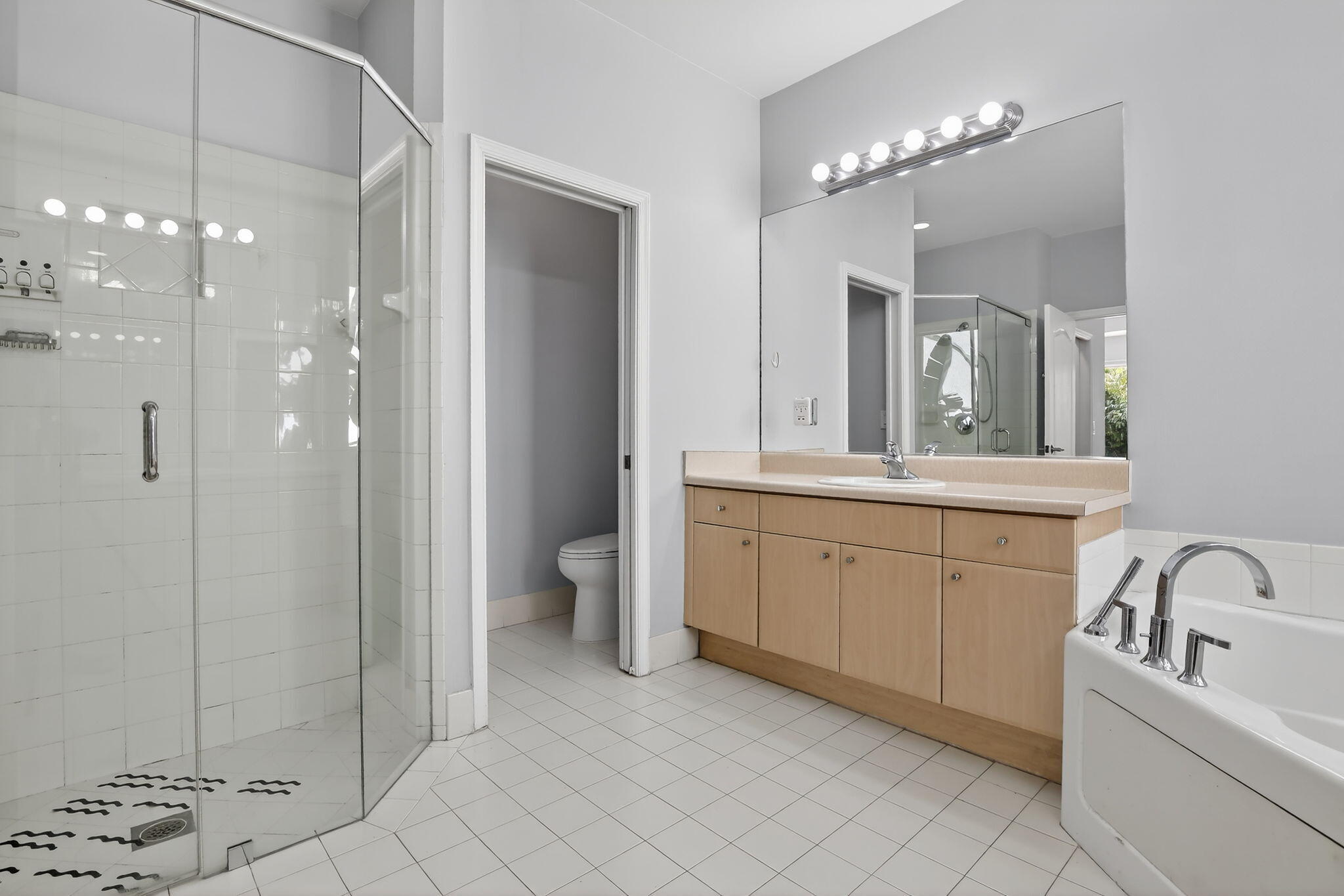 6244 SW 192nd Fort Lauderdale, FL 33332