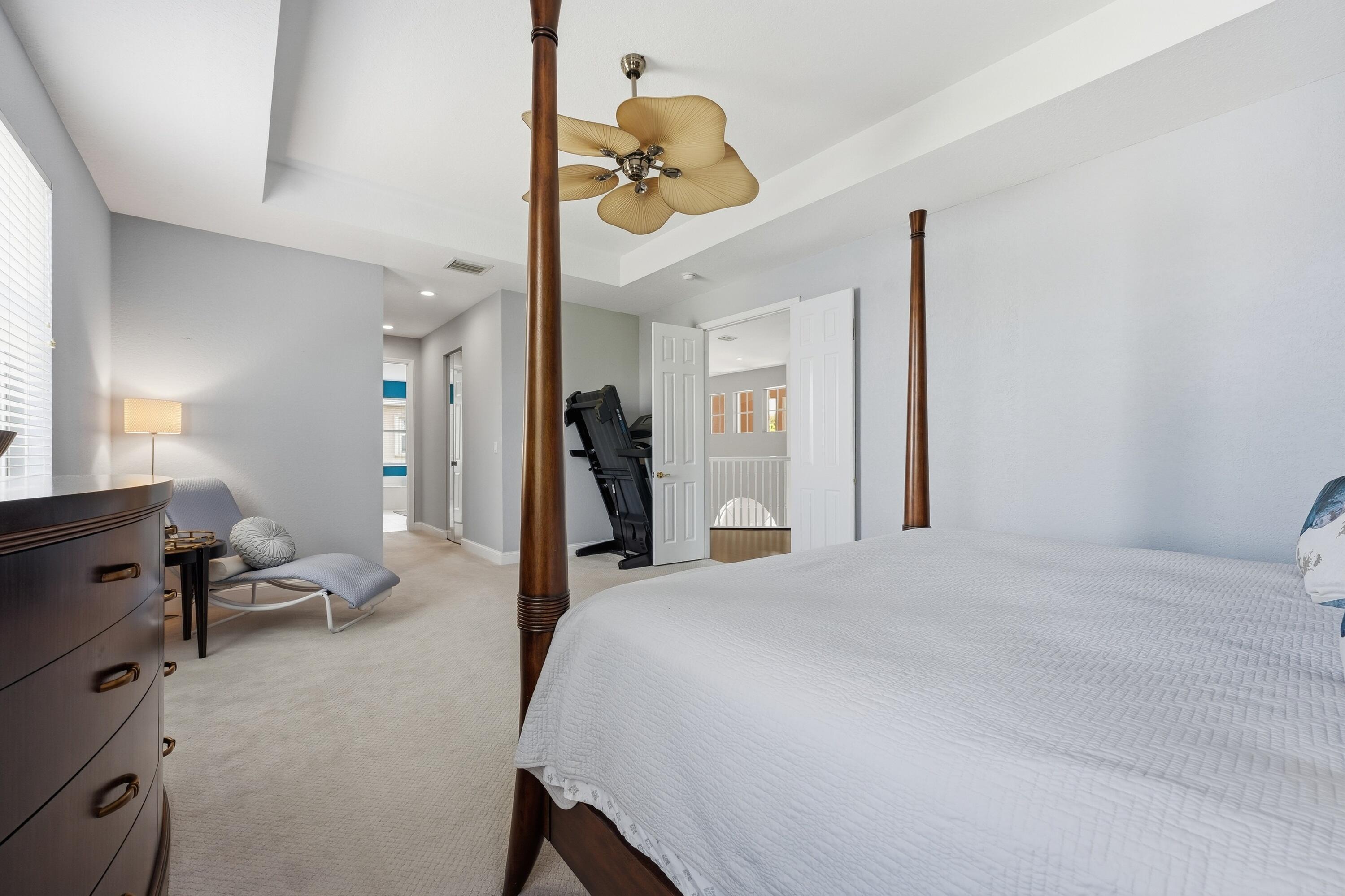 1332 Beacon Wellington, FL 33414