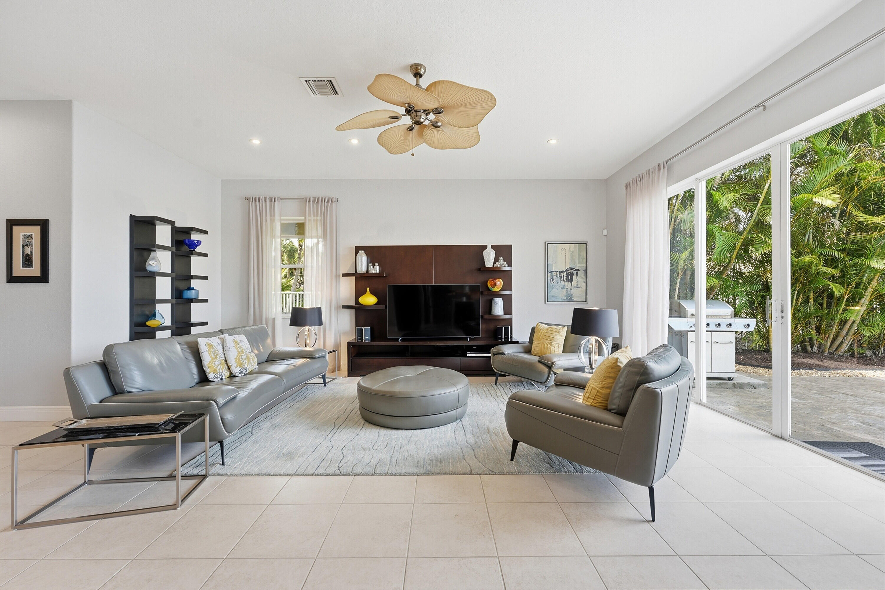 1332 Beacon Wellington, FL 33414