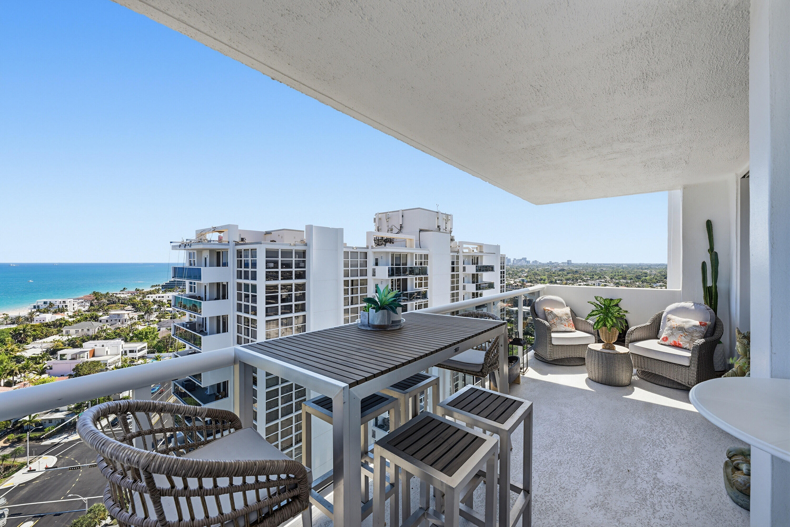 2715 N Ocean #Penthouse D Fort Lauderdale, FL 33308