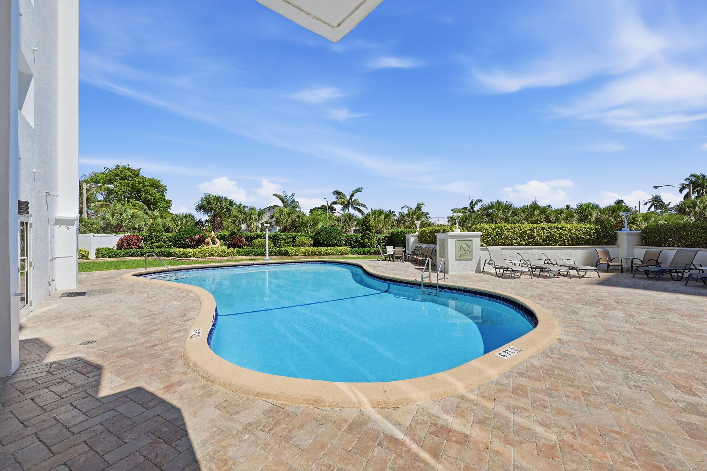 2715 N Ocean #Penthouse D Fort Lauderdale, FL 33308