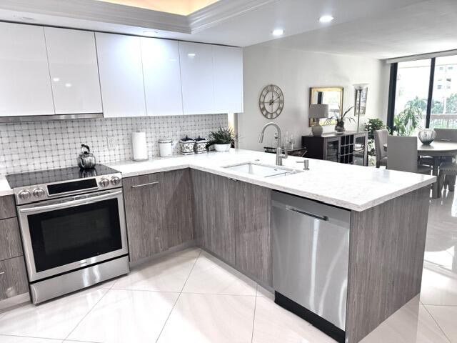 2900 NE 14th St #311 Pompano Beach, FL 33062